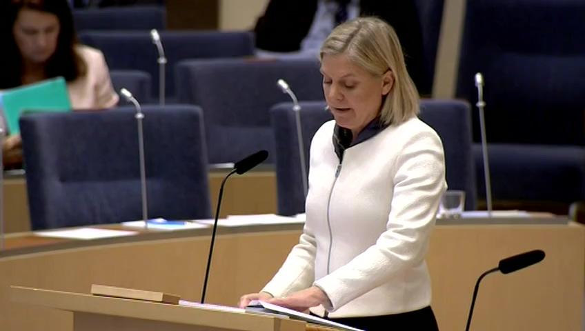 Stillbild från Interpellationsdebatt: Höjning av skatten på bensin och diesel