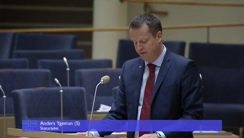 Stillbild från Interpellationsdebatt: Inställd samverkansövning  