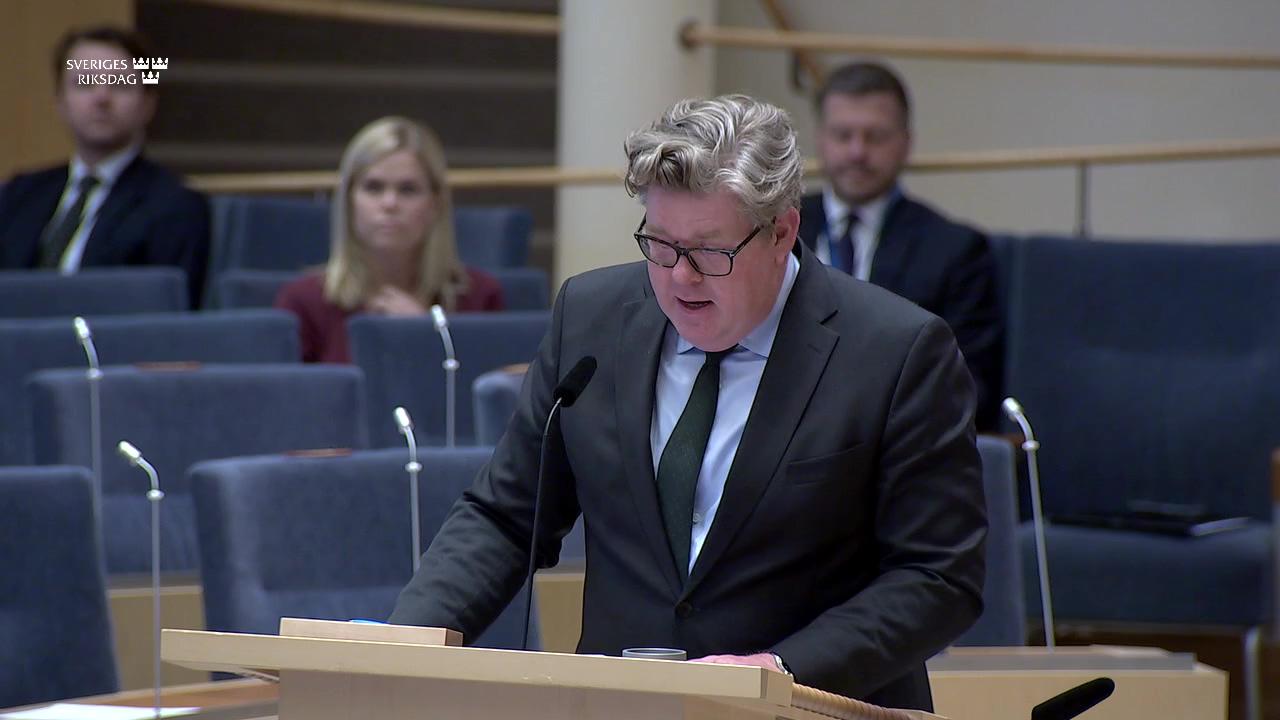 Stillbild från Interpellationsdebatt: Arbetssituationen för polisen i region Nord