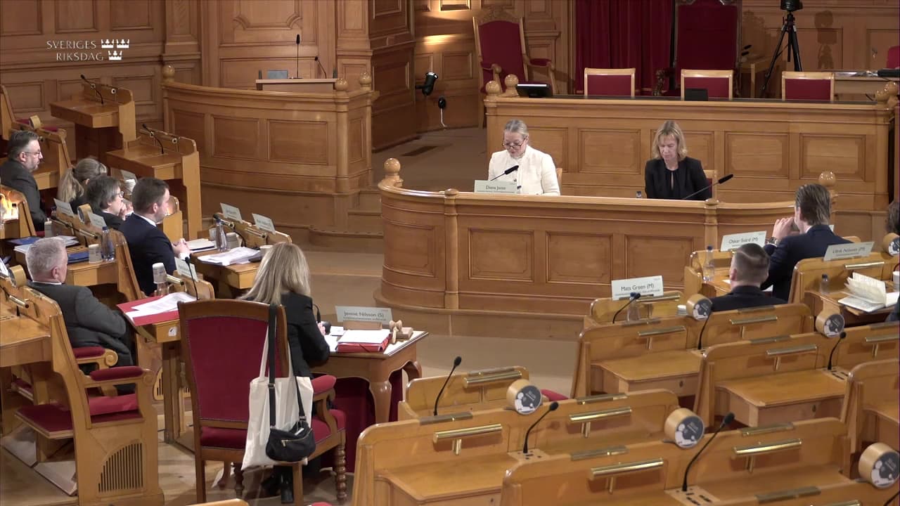 Stillbild från Öppen utfrågning, KU-utfrågning med Diana Janse, statssekreterare vid Utrikesdepartementet