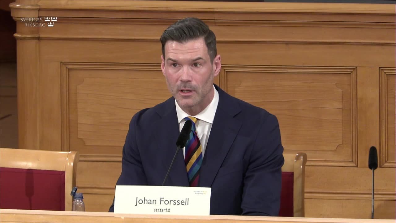 Stillbild från Öppen utfrågning, KU-utfrågning med statsrådet Johan Forssell (M)