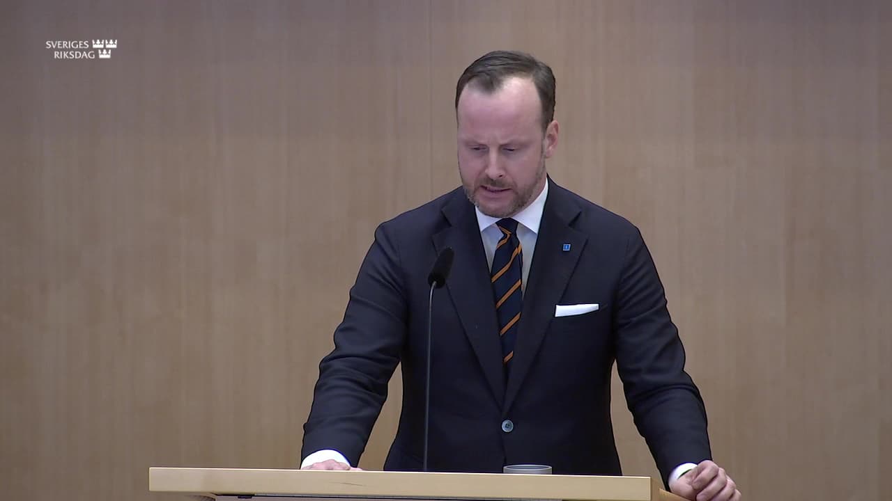 Still from Debatt om förslag, Barn och unga inom socialtjänsten