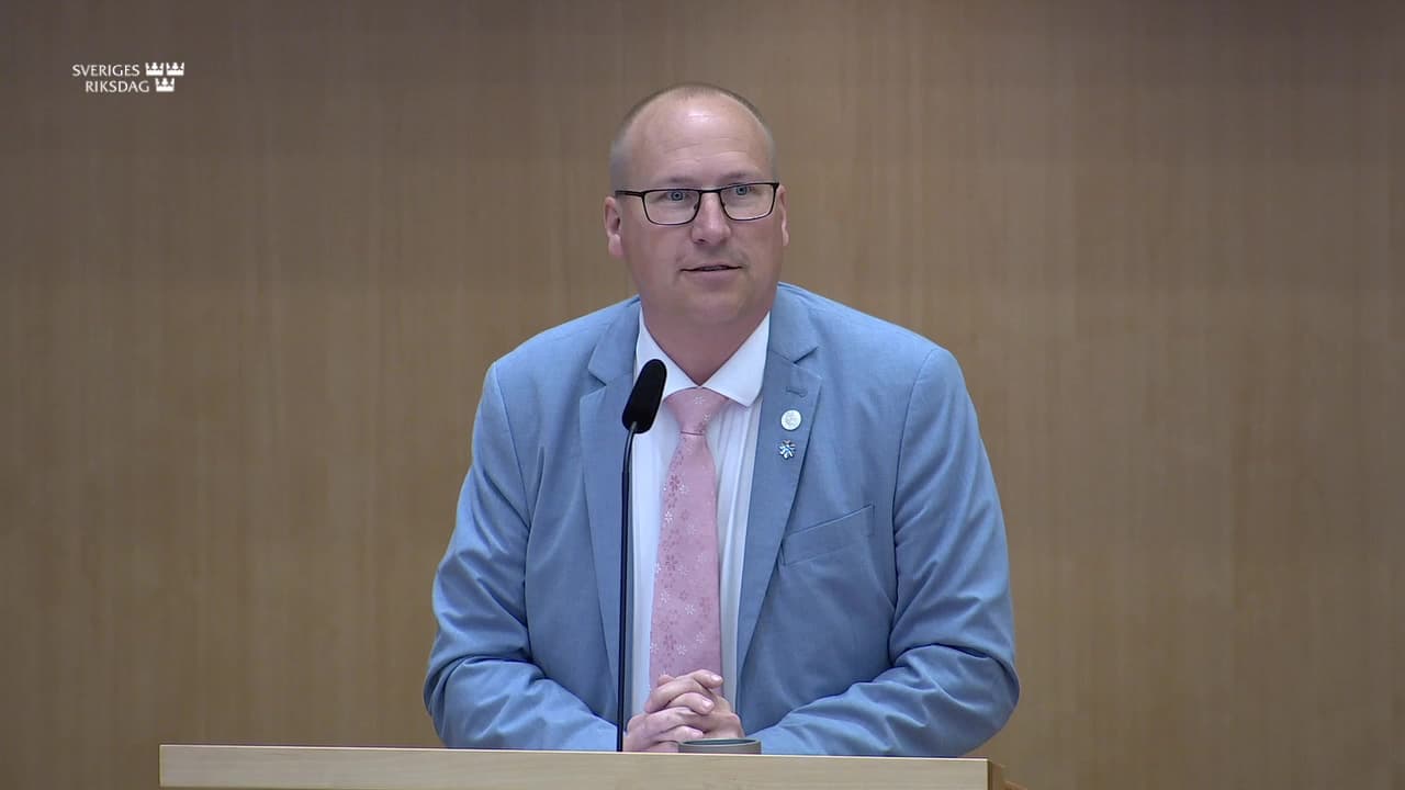 Stillbild från Debatt om förslag, Förbud mot kusinäktenskap och äktenskap mellan andra nära släktingar