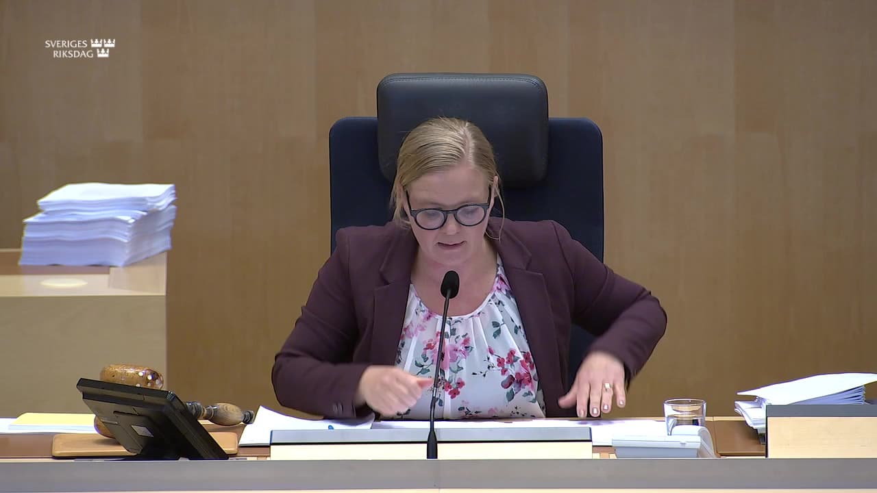 Stillbild från Beslut, Beslut: EU:s bankpaket